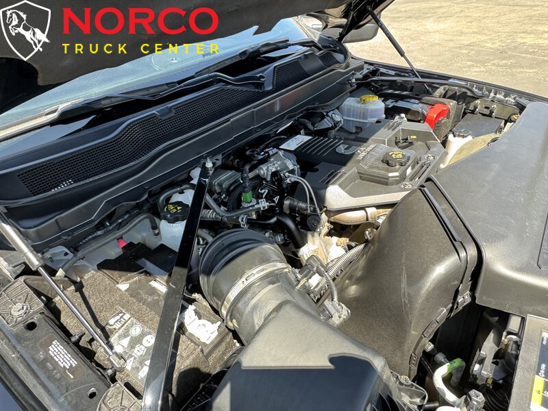 Used 2024 RAM 3500 Big Horn AWD/4WD image 31
