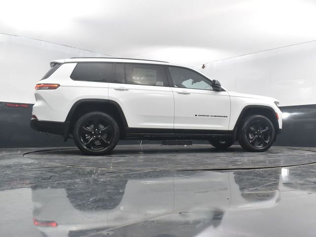 New 2025 Jeep Grand Cherokee L Limited w/ Black Appearance Package image 38