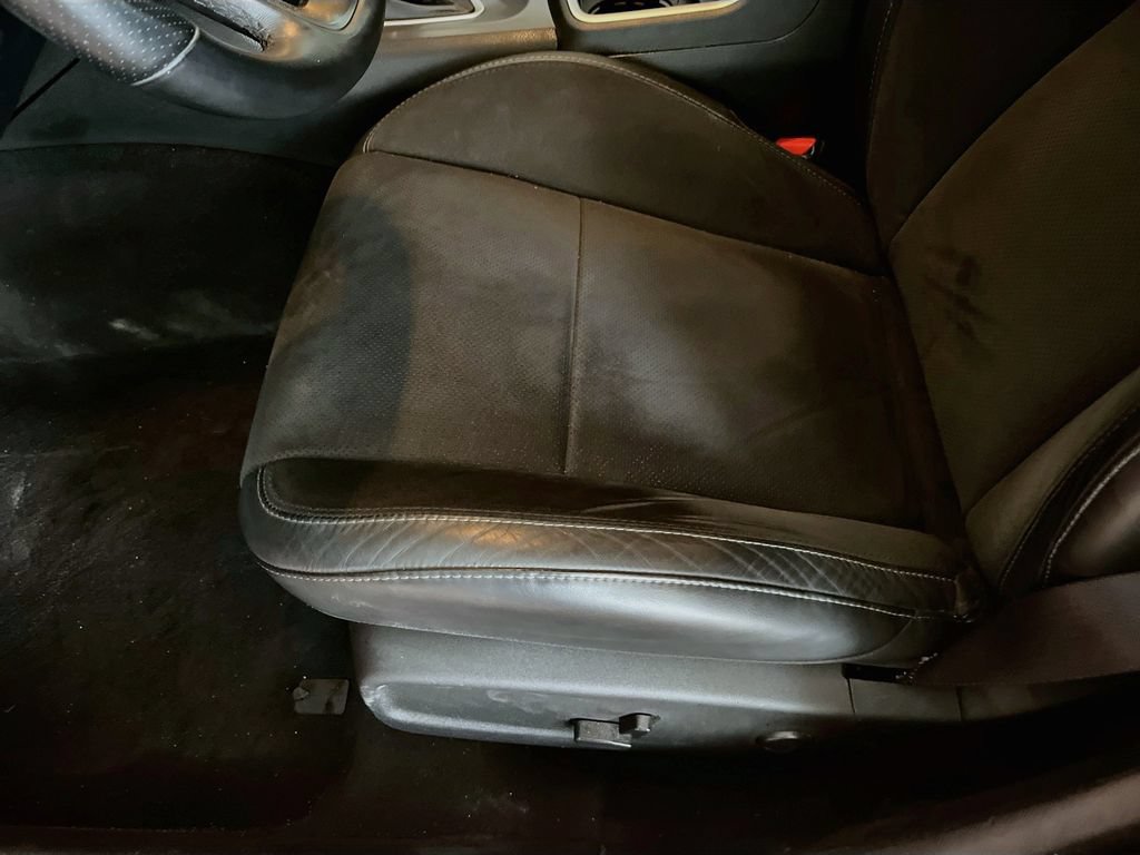 Used 2022 Dodge Charger Scat Pack RWD image 19