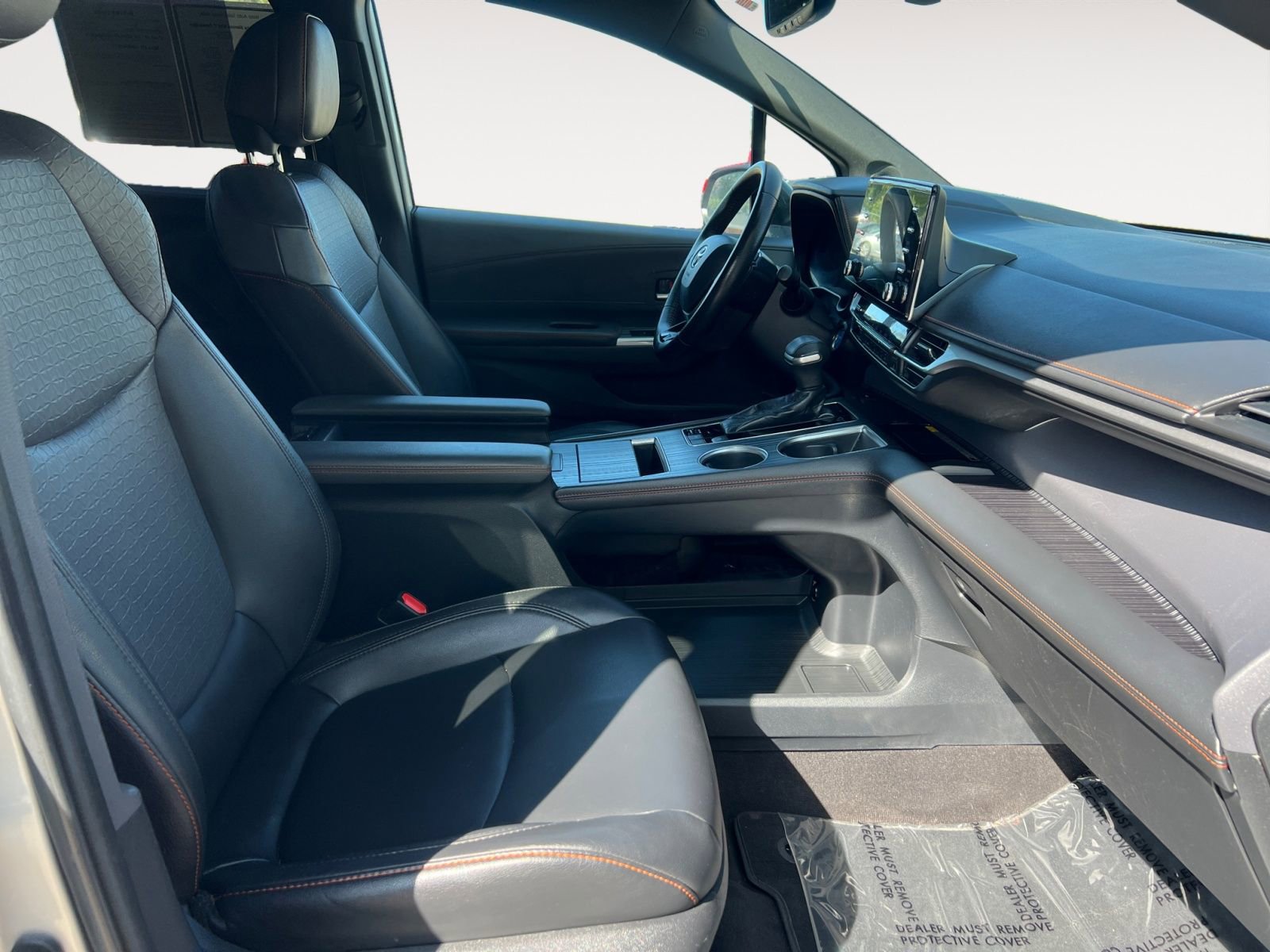 Used 2021 Toyota Sienna XSE w/ XSE Plus Package AWD/4WD image 15