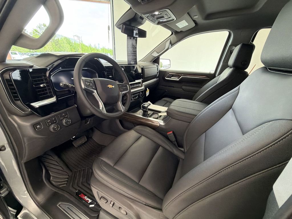 New 2026 Chevrolet Silverado 1500 LT w/ Z71 Off-Road Package image 10