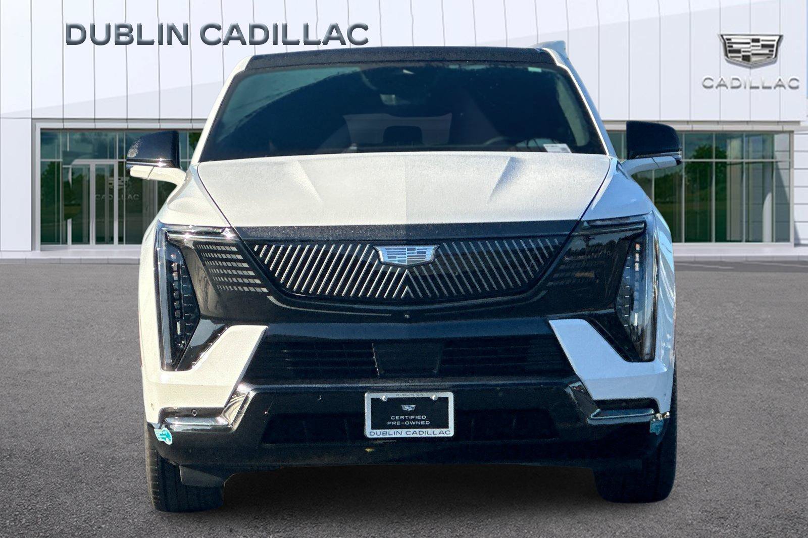 Certified 2025 Cadillac Escalade IQ Sport 1 w/ Smart Trailering package AWD/4WD image 9
