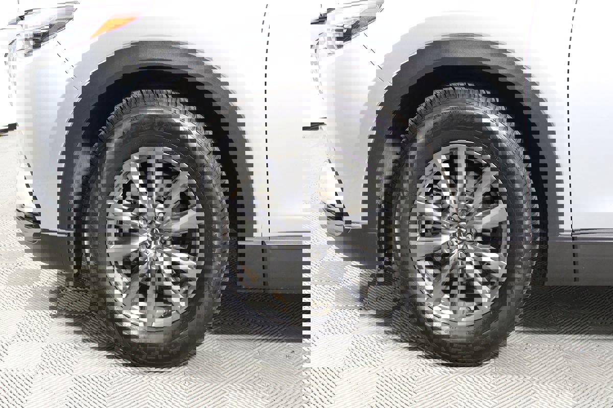 Used 2023 MAZDA CX-9 Touring image 48