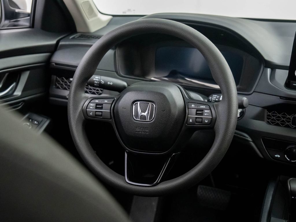 Certified 2025 Honda Accord SE image 10