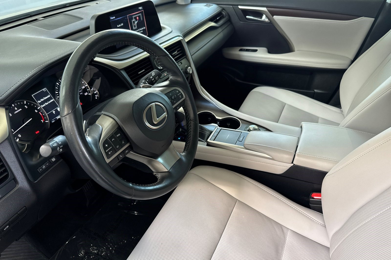 Used 2022 Lexus RX 350 FWD w/ Premium Package image 11