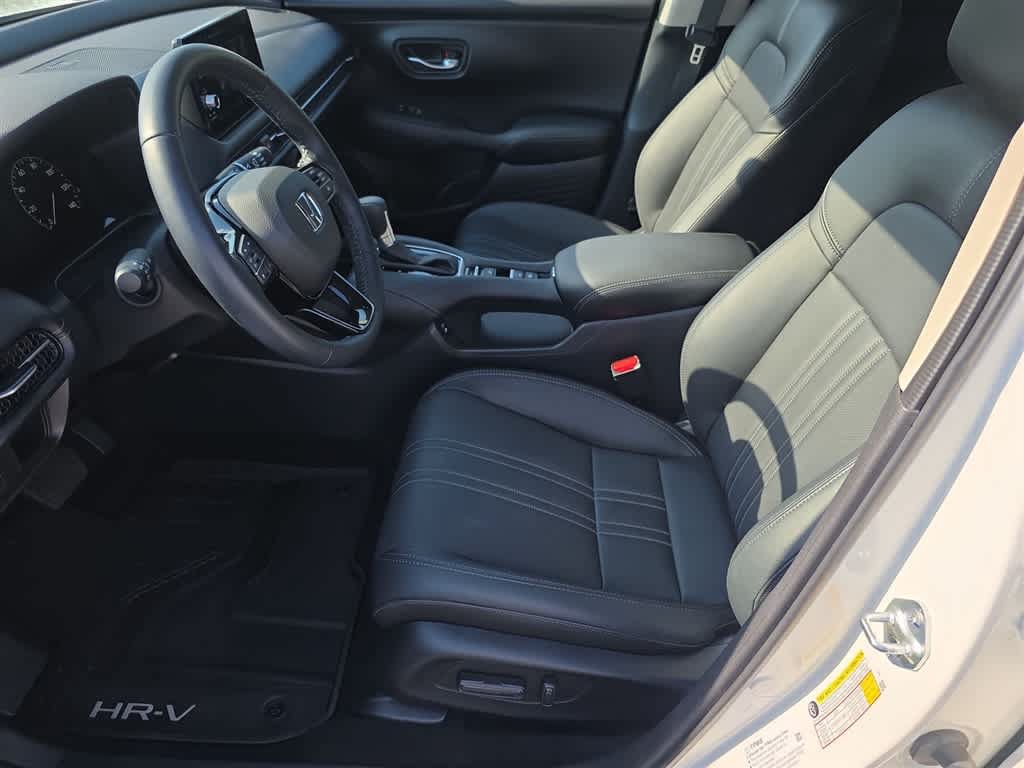Certified 2025 Honda HR-V EX-L image 17