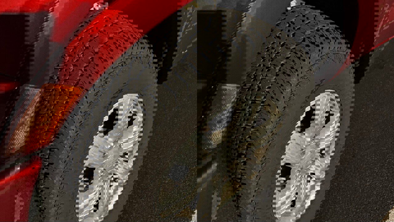 Used 2019 Ford Ranger XLT w/ Equipment Group 301A Mid image 6