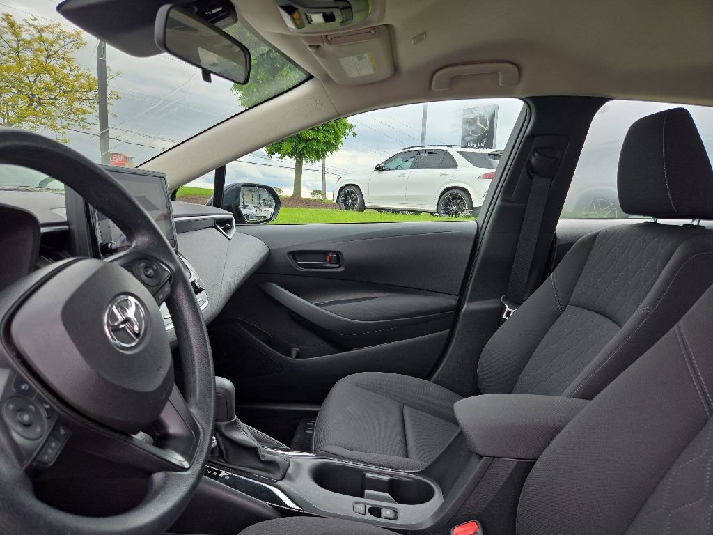 Used 2023 Toyota Corolla LE FWD image 32