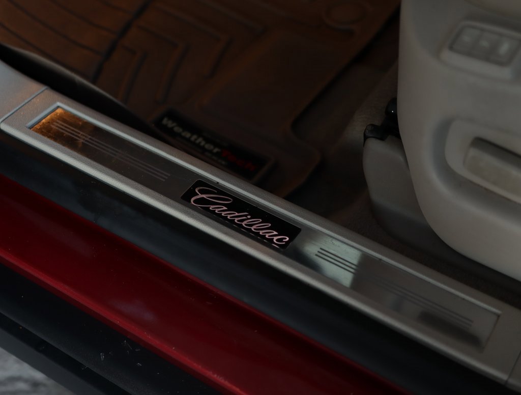 Used 2015 Cadillac SRX Luxury w/ Driver Awareness Package image 21