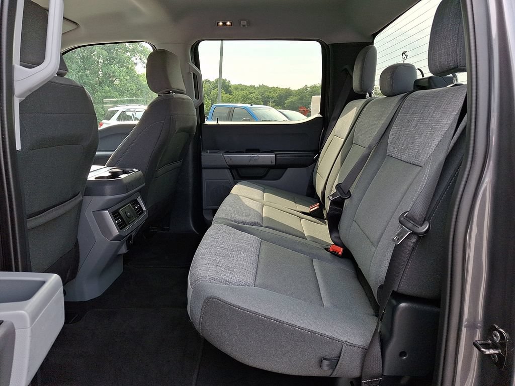 Used 2025 Ford F450 XLT w/ FX4 Off-Road Package AWD/4WD image 10