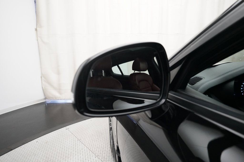 Used 2018 Kia Stinger GT2 image 25