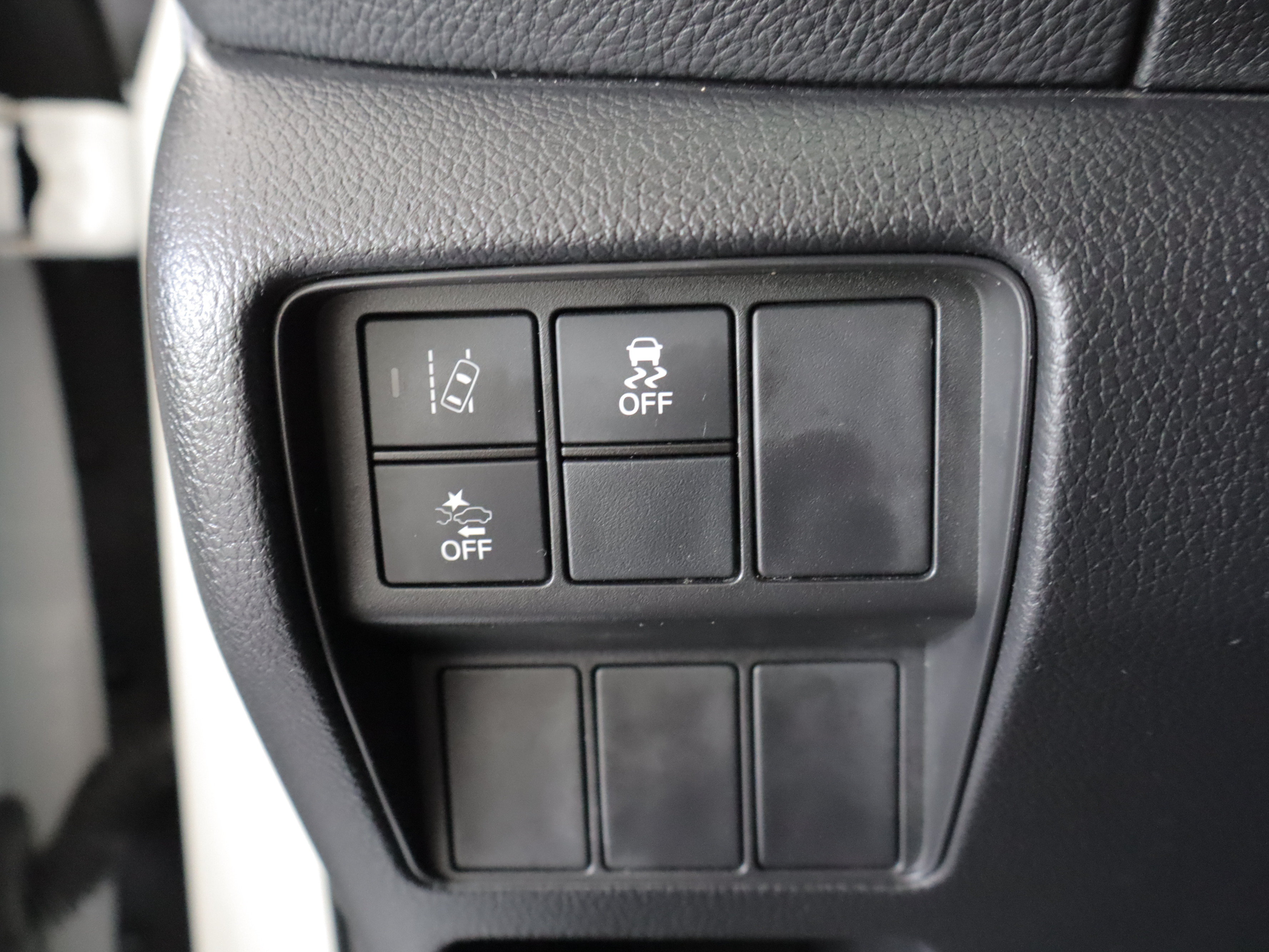 Used 2018 Honda CR-V EX image 19