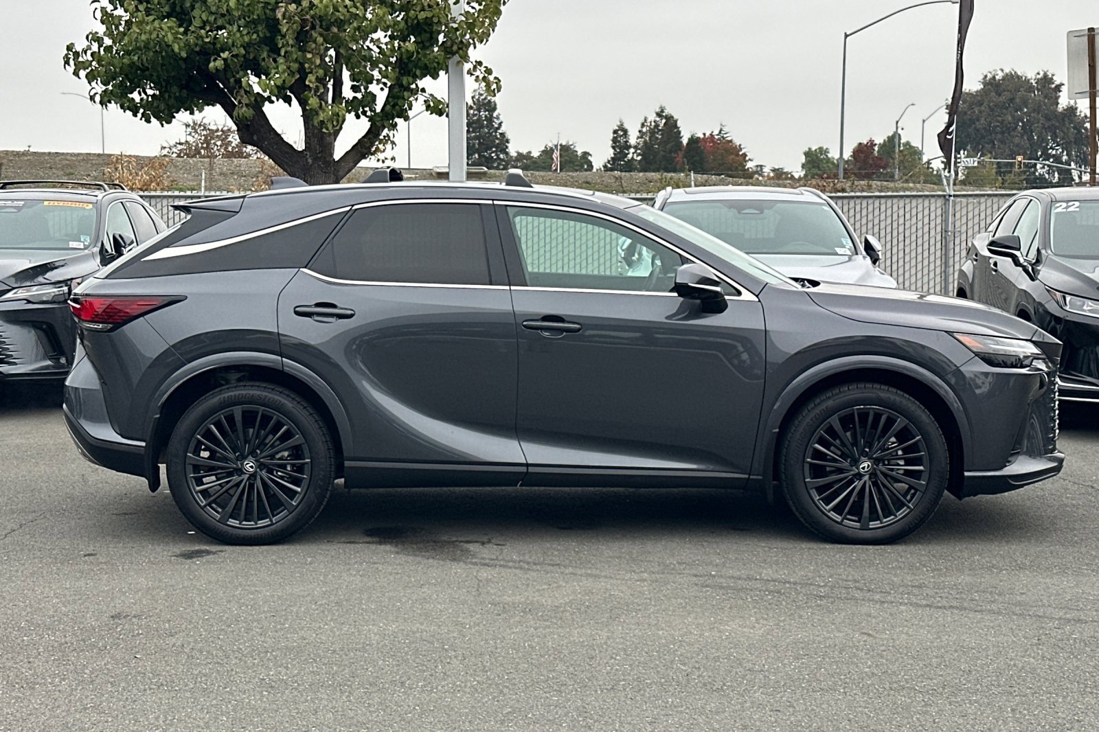 Certified 2024 Lexus RX 350h image 3