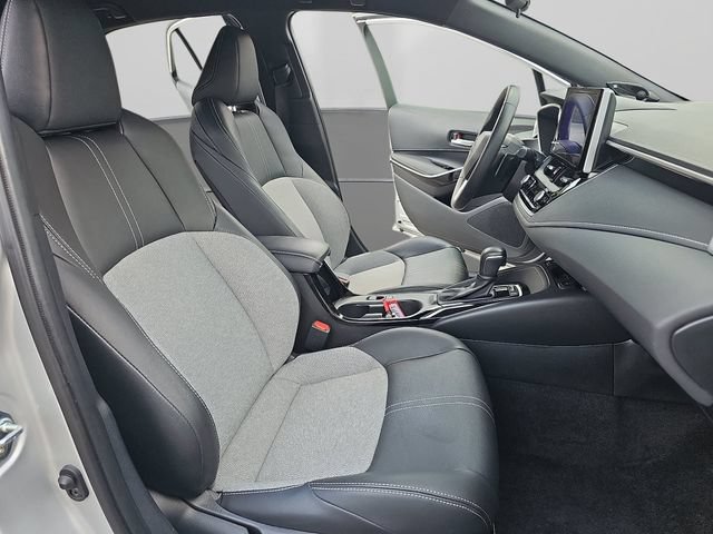 Used 2024 Toyota Corolla XSE FWD image 11