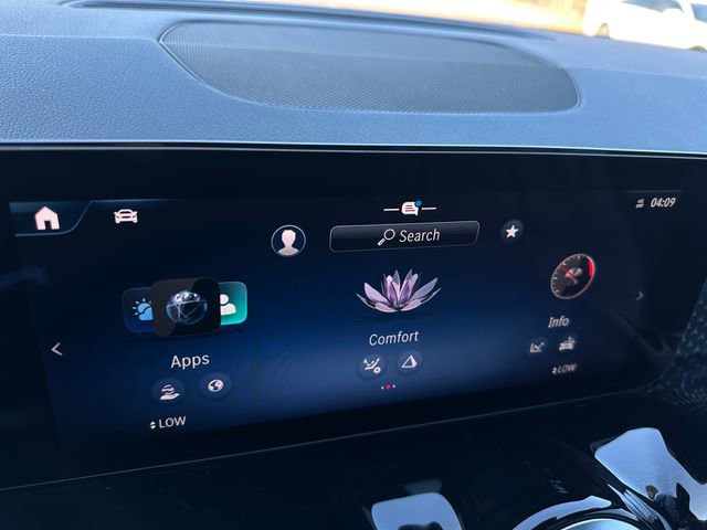 Used 2024 Mercedes-Benz GLB 250 image 28