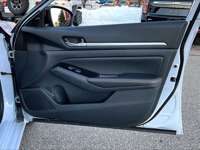 Certified 2024 Nissan Altima 2.5 SR image 12