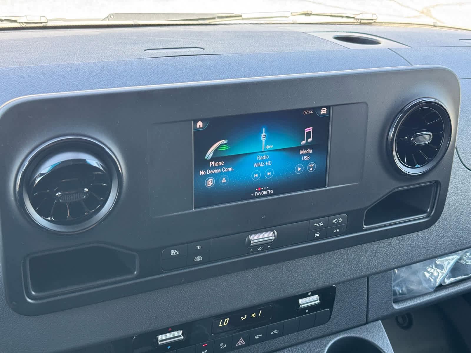 New 2024 Mercedes-Benz Sprinter 4500 image 23