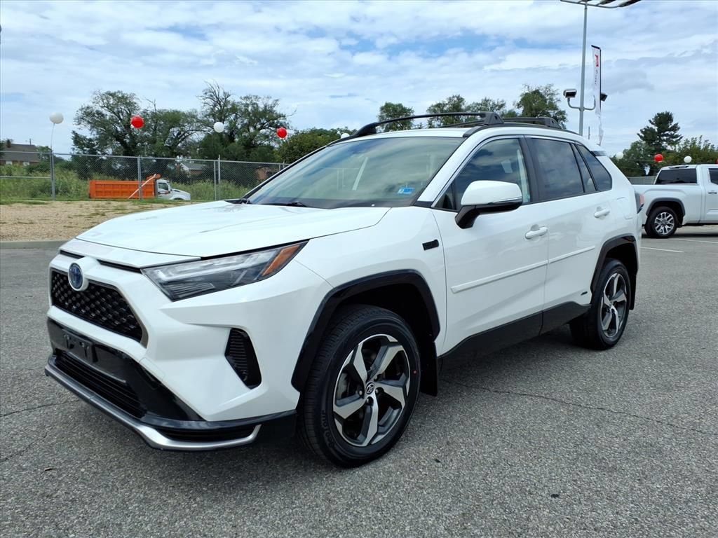 Certified 2023 Toyota RAV4 SE w/ Weather & Moonroof Package AWD/4WD image 9