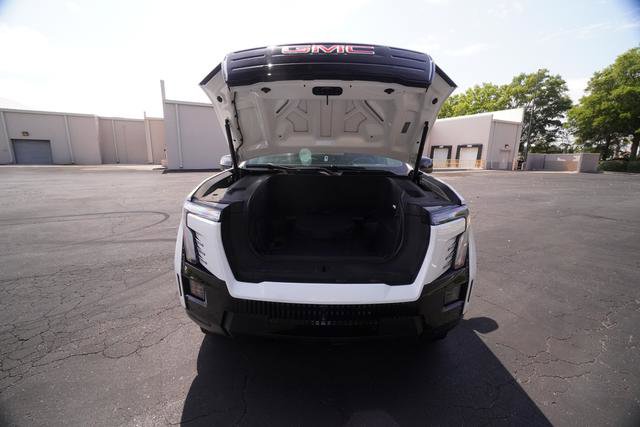 Used 2026 GMC Sierra EV Elevation AWD/4WD image 9