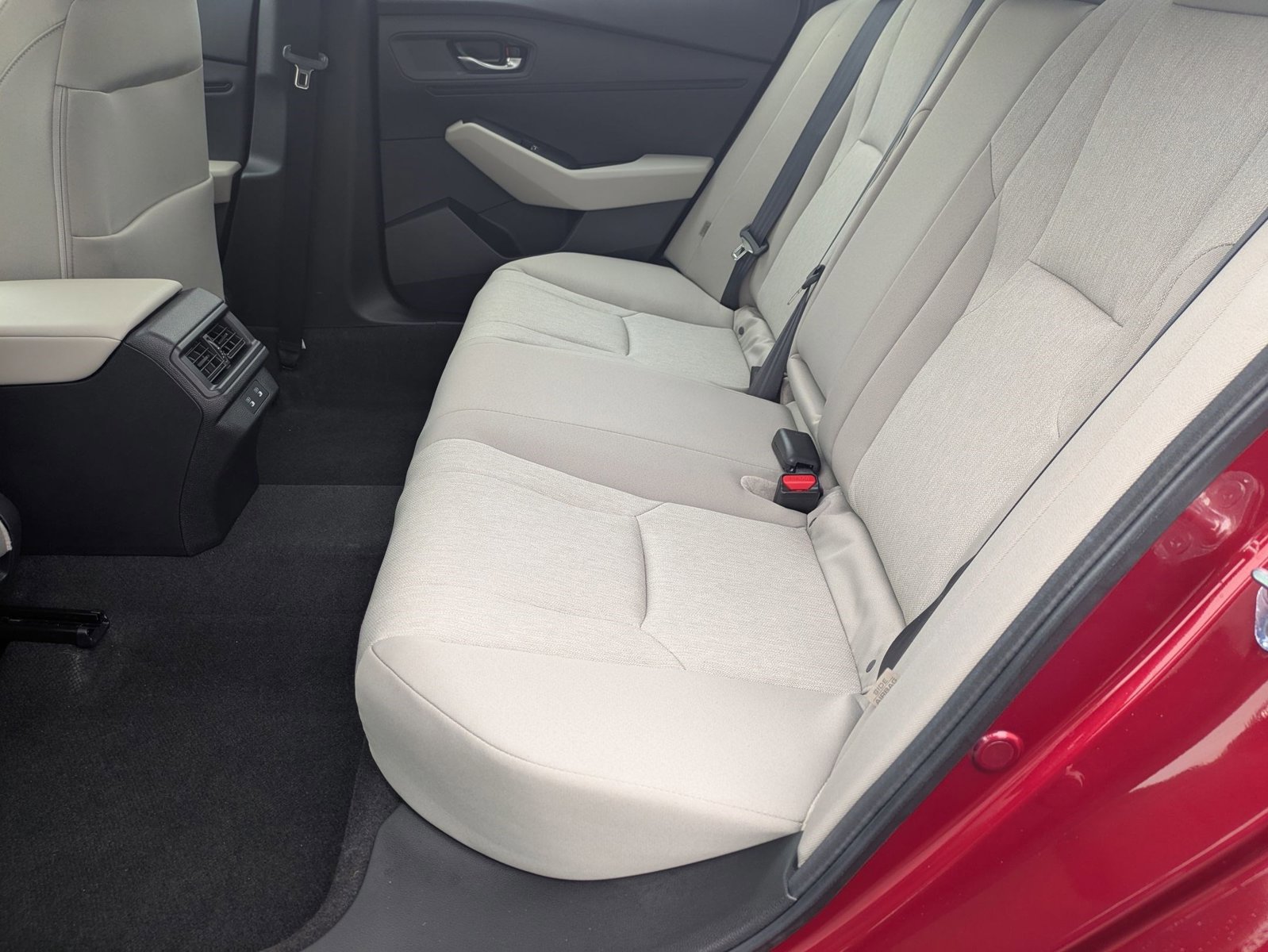 Used 2025 Honda Accord SE image 19