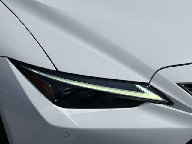 Used 2022 Lexus IS 350 F Sport AWD/4WD image 10