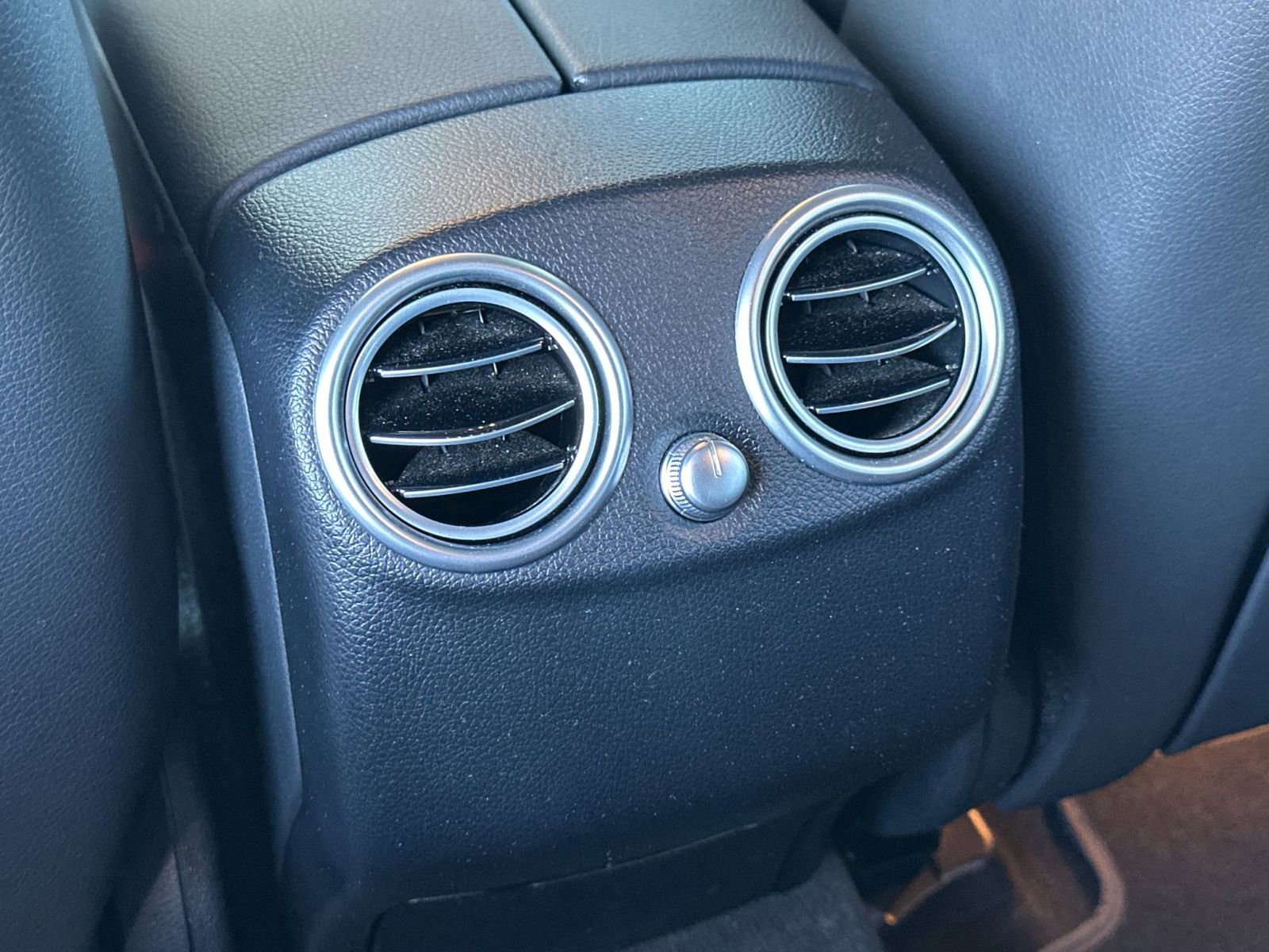 Certified 2022 Mercedes-Benz GLC 300 image 14