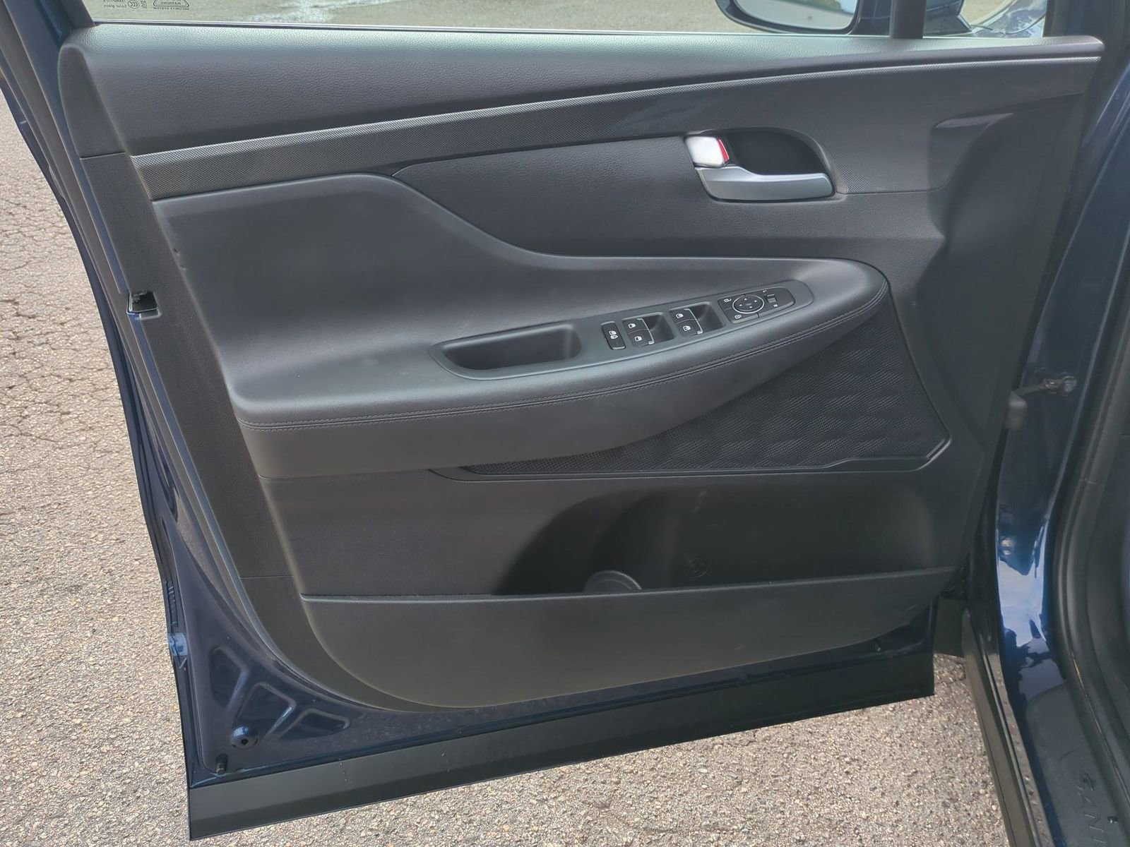 Used 2023 Hyundai Santa Fe SEL image 22