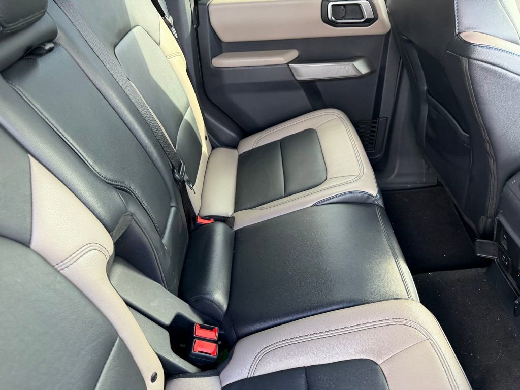 Used 2022 Ford Bronco Wildtrak image 17