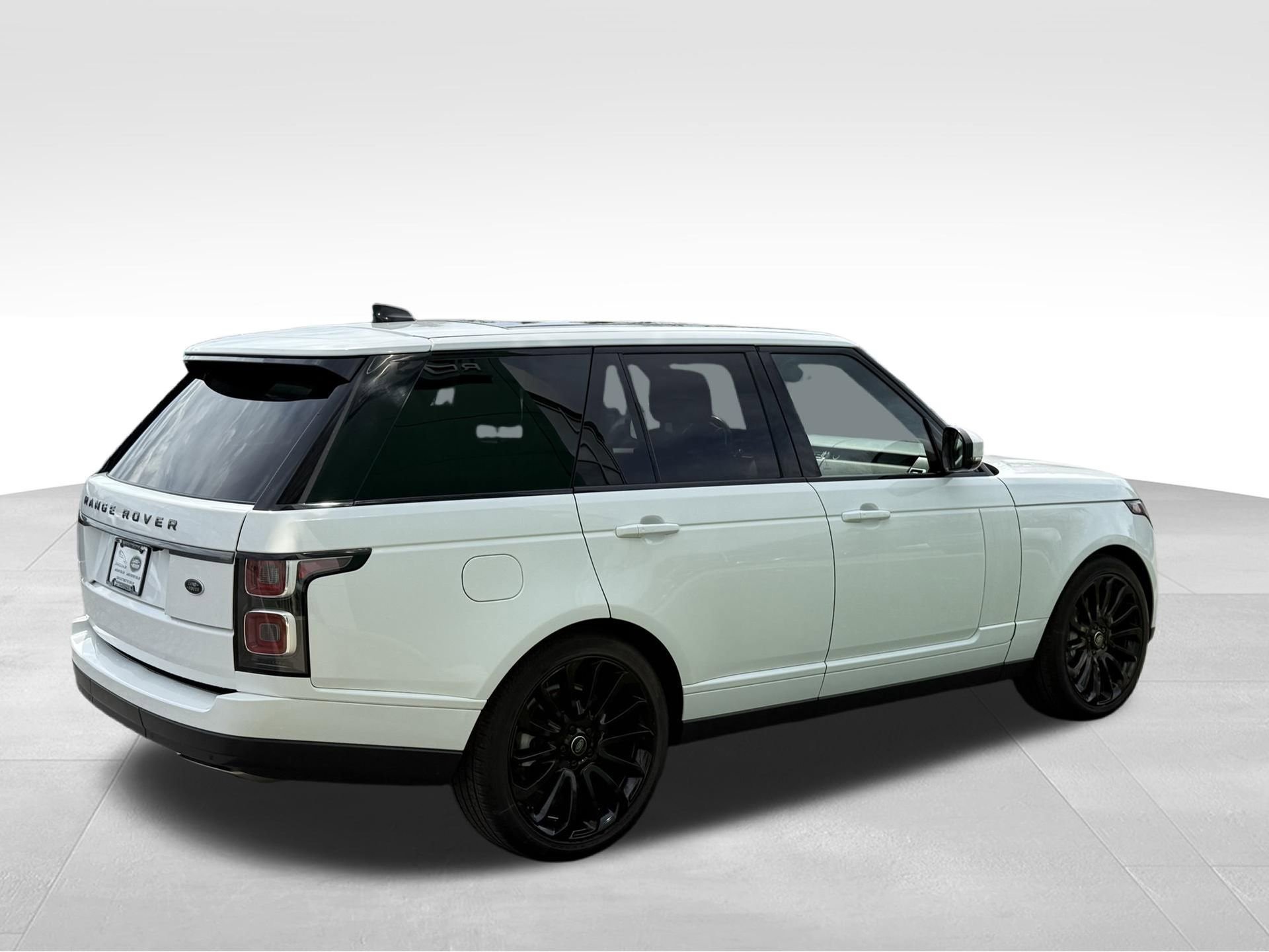 Used 2019 Land Rover Range Rover image 9