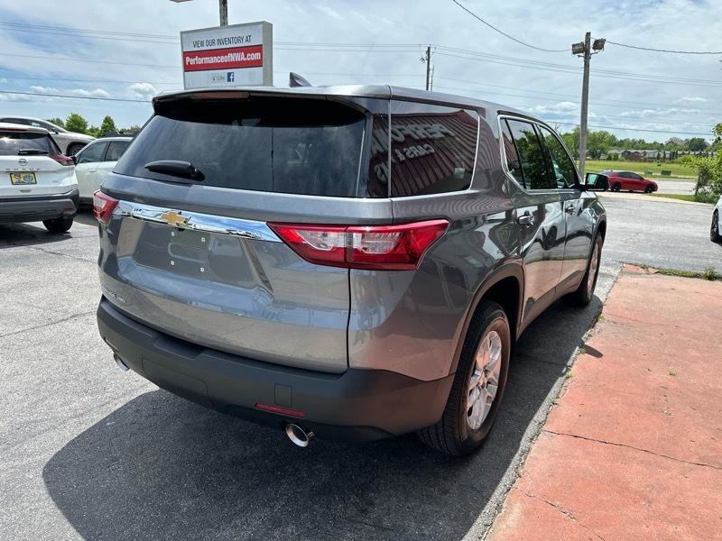 Used 2021 Chevrolet Traverse LS AWD/4WD image 8