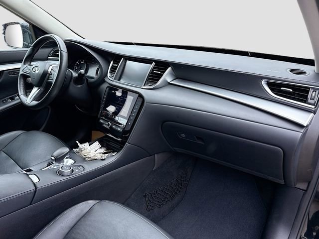 Used 2019 INFINITI QX50 Essential w/ Premium Heat Package image 30