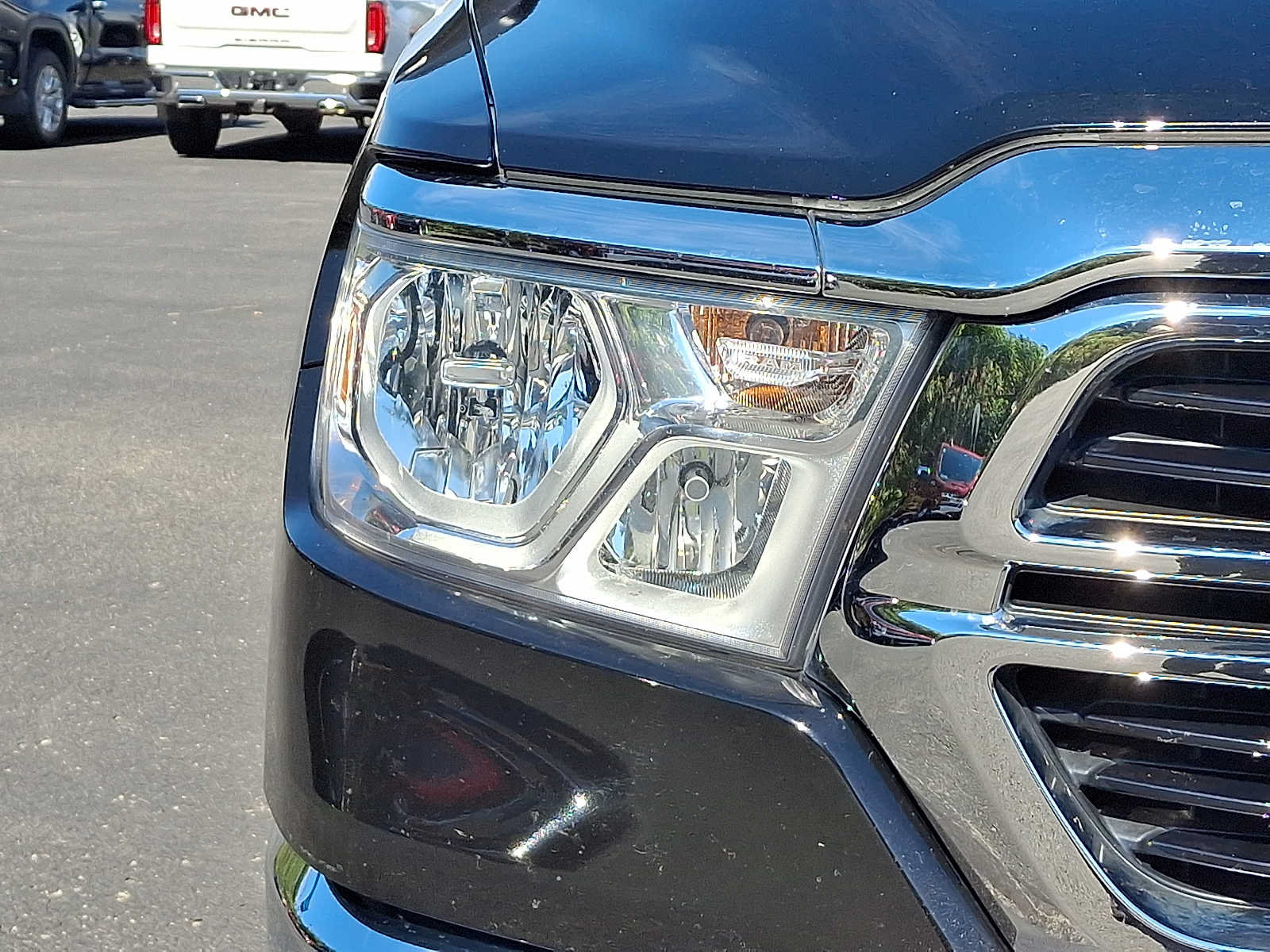 Used 2019 RAM 1500 Big Horn AWD/4WD image 9