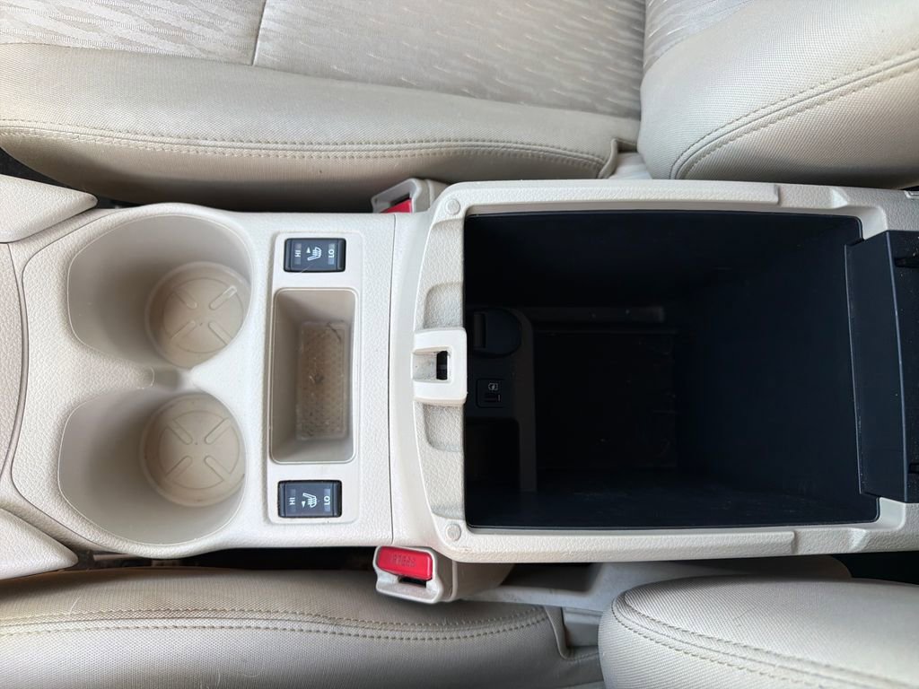 Used 2018 Nissan Rogue SV w/ Premium Package FWD image 40