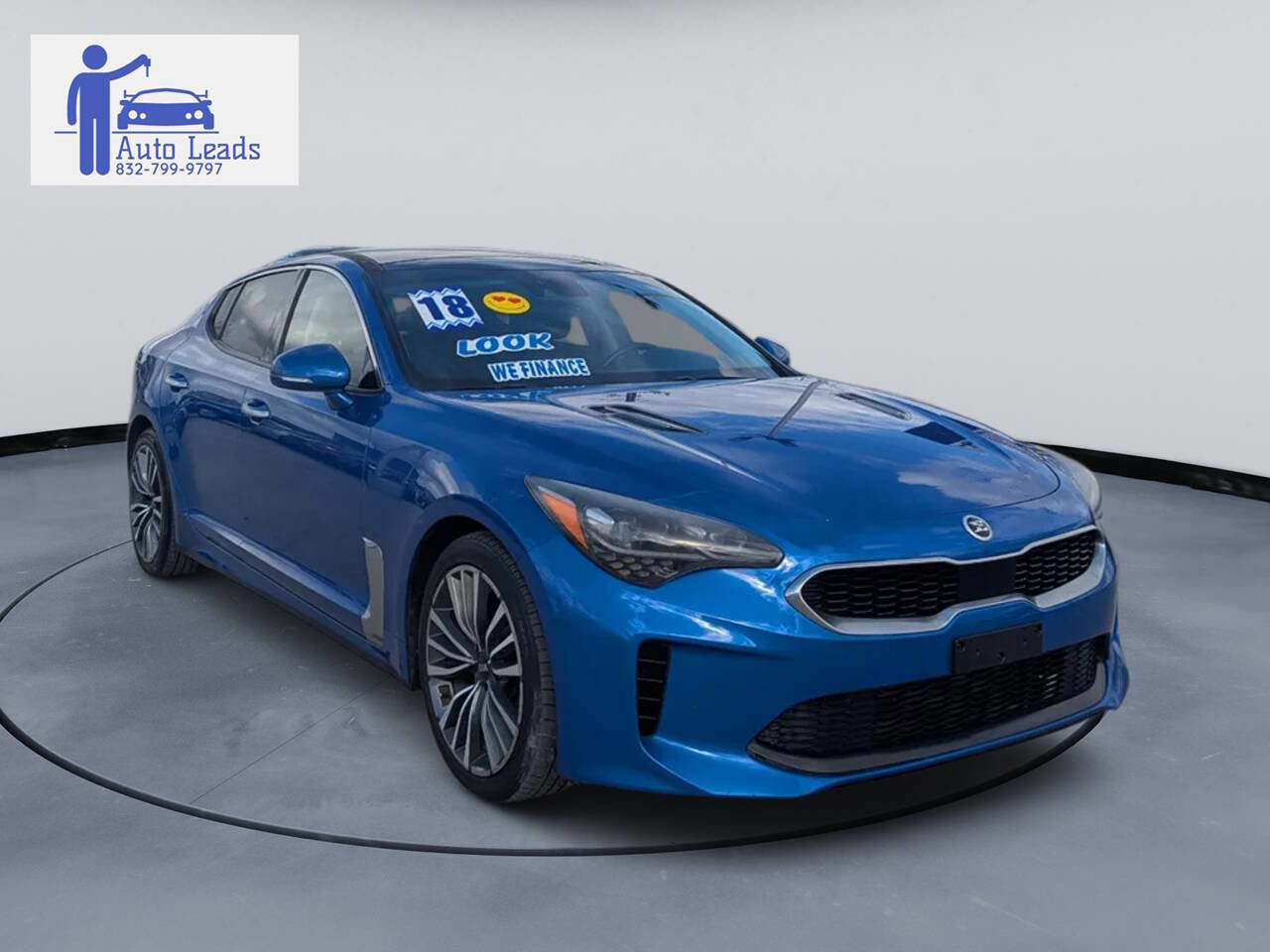 Used 2018 Kia Stinger Premium image 2