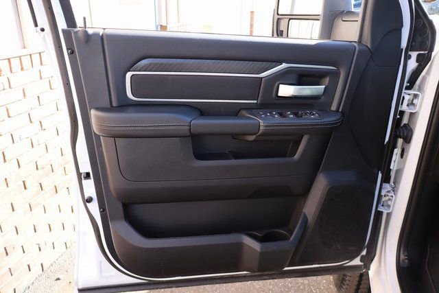 Used 2025 RAM 2500 Big Horn image 10