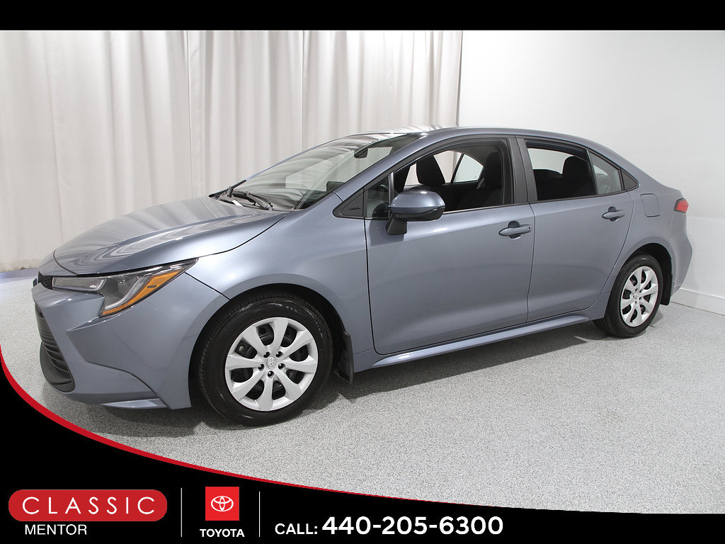 Certified 2024 Toyota Corolla LE FWD image 3