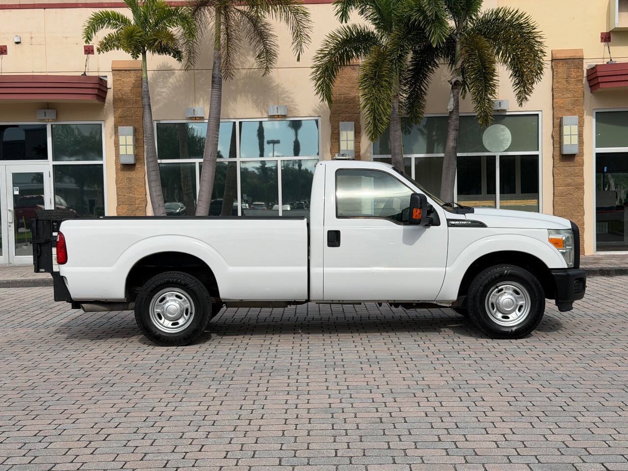 Used 2016 Ford F250 XL w/ Power Equipment Group RWD image 16