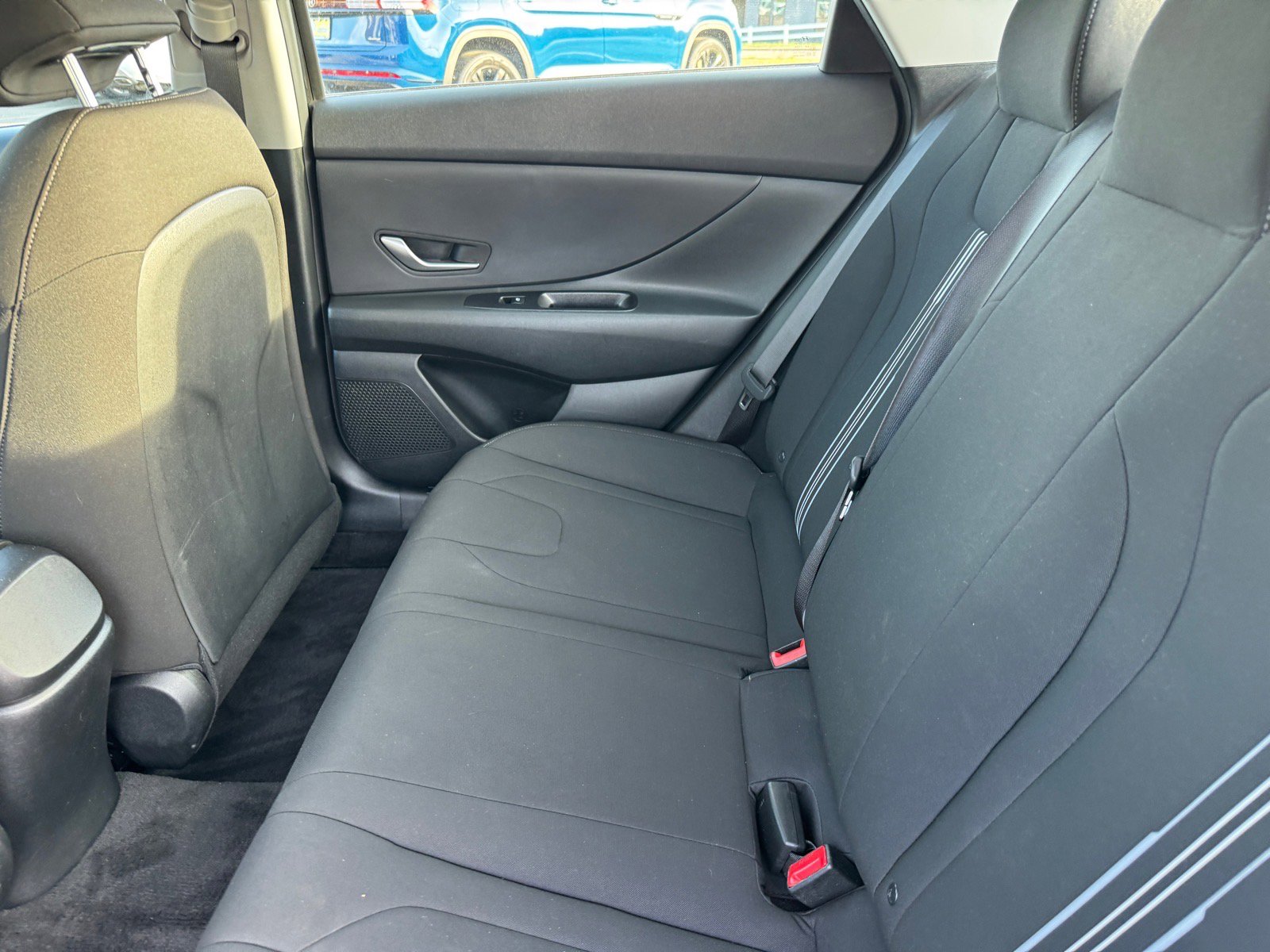 Used 2023 Hyundai Elantra SEL FWD image 9