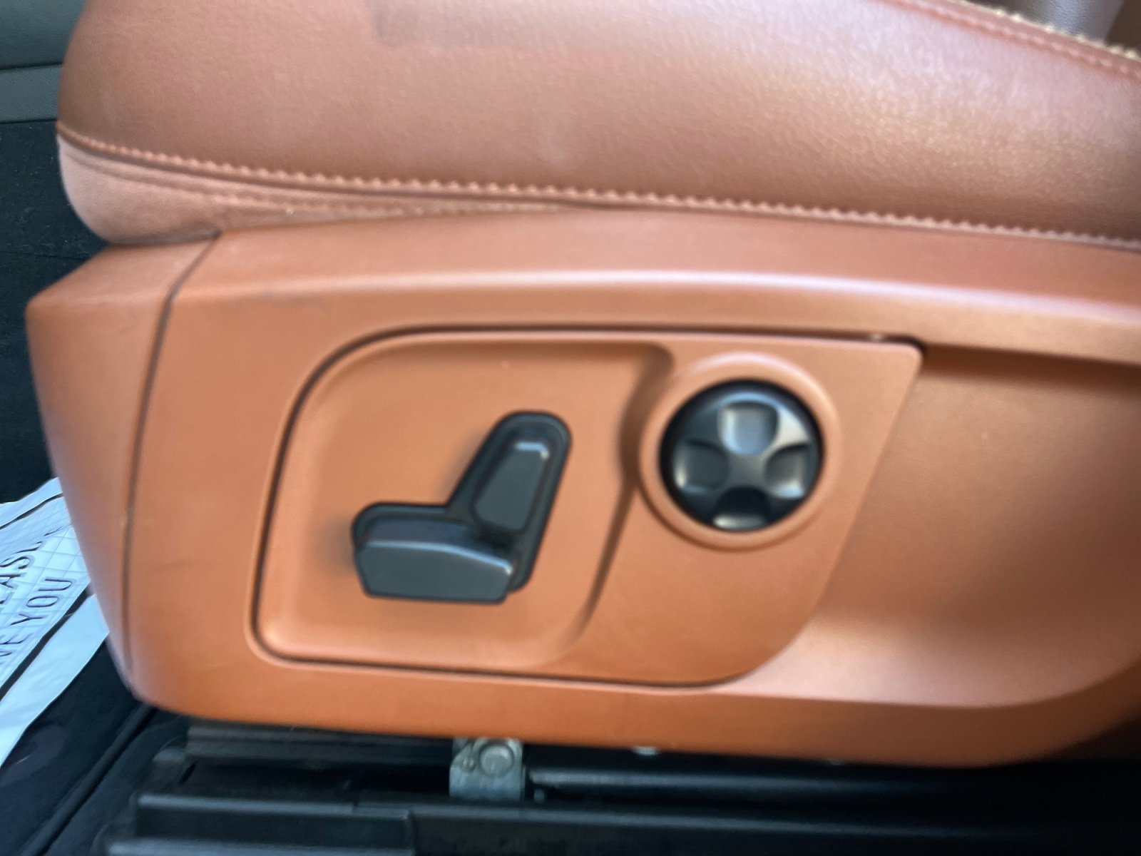 Used 2017 Maserati Levante w/ Sport Package image 13