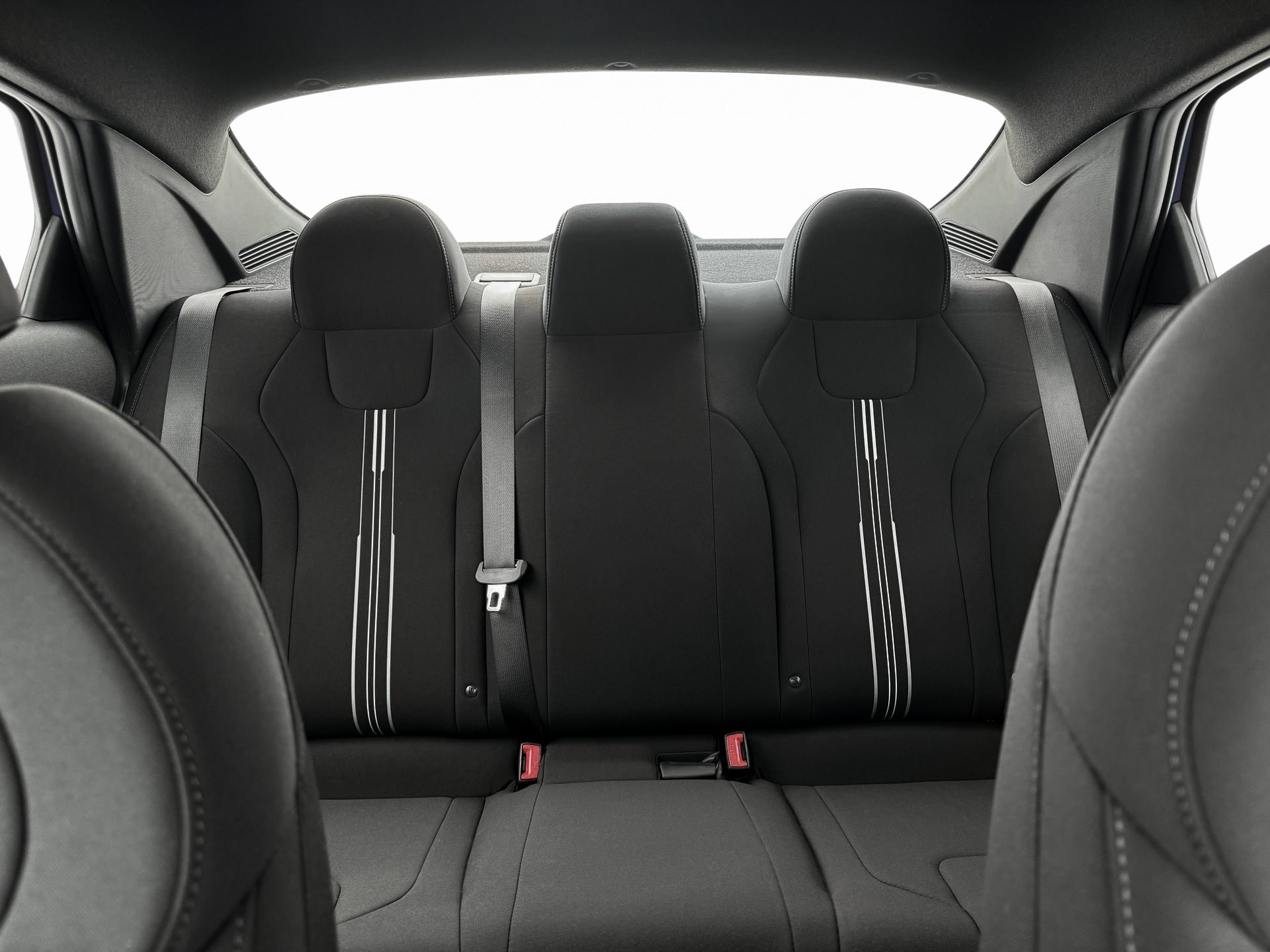 New 2025 Hyundai Elantra Sport image 16