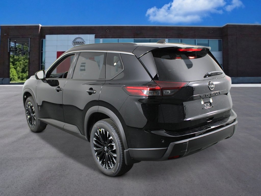 New 2026 Nissan Rogue Dark Armor FWD image 3