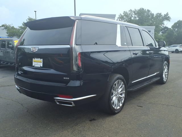 Used 2023 Cadillac Escalade ESV Premium Luxury AWD/4WD image 5
