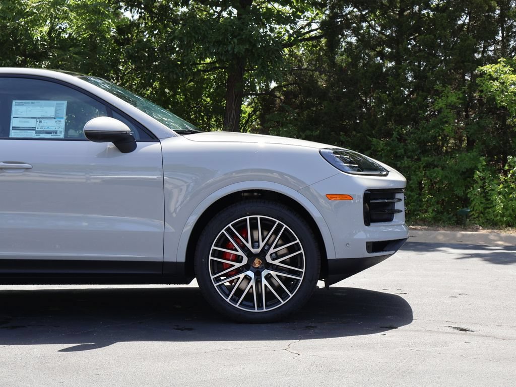 New 2026 Porsche Cayenne S AWD/4WD image 10