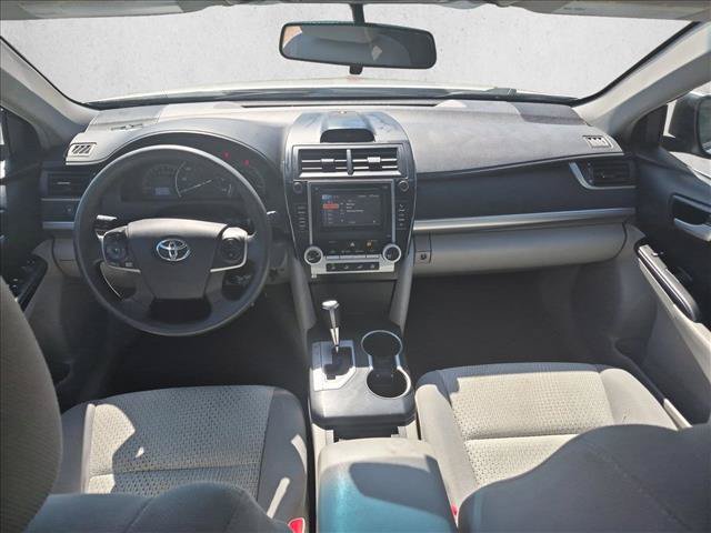 Used 2014 Toyota Camry LE FWD image 15
