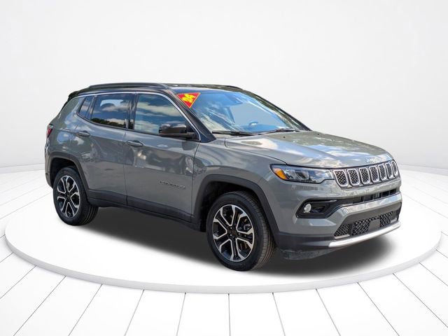 Used 2024 Jeep Compass Limited video 2