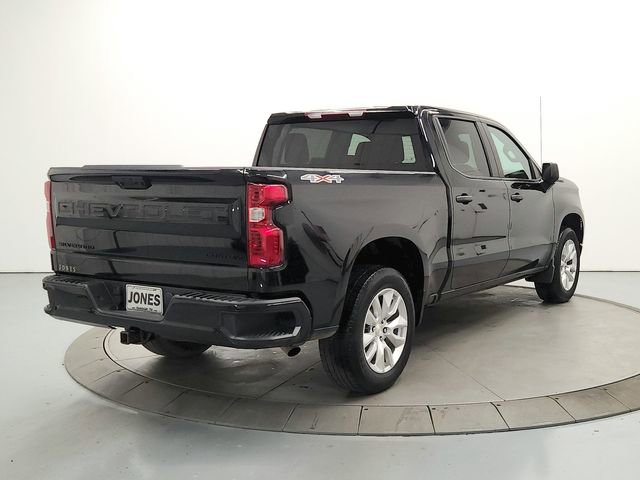 Used 2022 Chevrolet Silverado 1500 Custom w/ LPO, Dark Essentials Package AWD/4WD image 7
