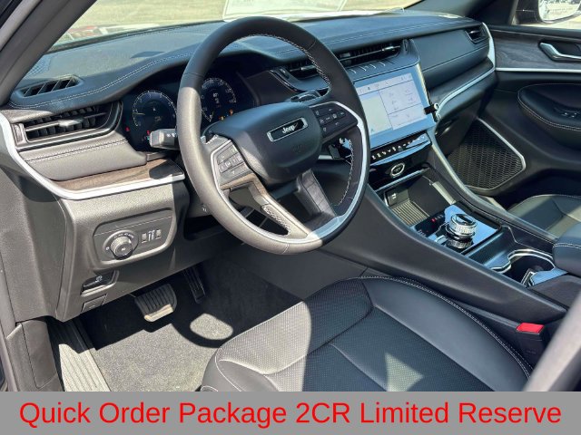 New 2027 Jeep Grand Cherokee Limited AWD/4WD image 18