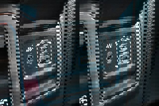 Used 2020 Jeep Wrangler Sport image 27