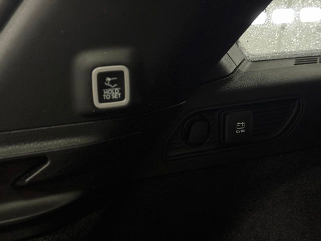 Used 2025 Jeep Grand Cherokee Summit image 11