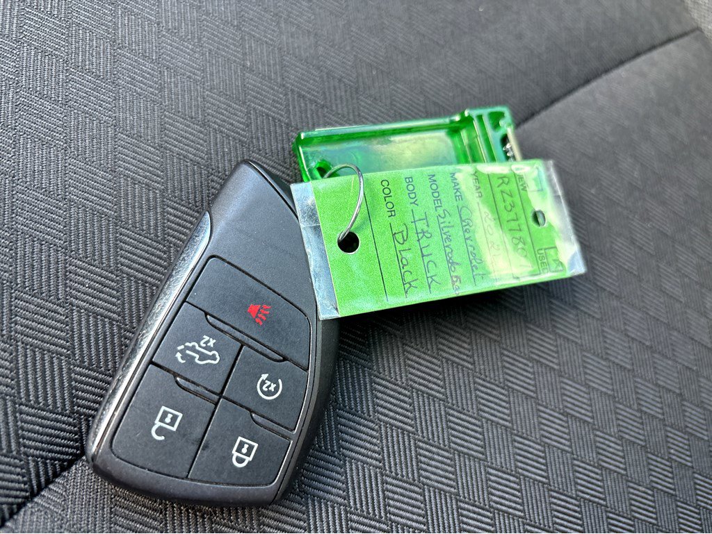 Certified 2024 Chevrolet Silverado 1500 LT w/ Convenience Package II image 26